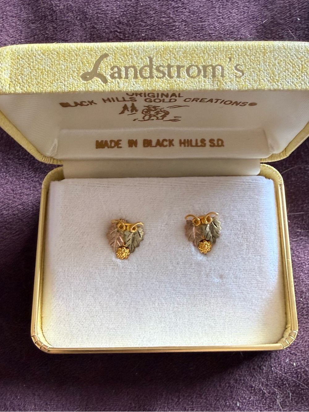 Black Hills Gold Three-Tone Leaf Clip Earrings - 10kt Gold